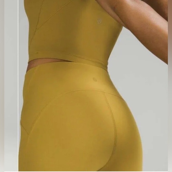 Lululemon InStill High-Rise Tight 25" Size 4 Auric Gold - Picture 3 of 7